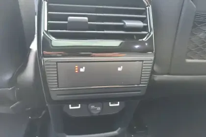 Photo 36 Citroën C5 aircross  Hybride Rechargeable 195 e-EAT7