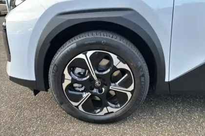 Photo 14 Citroën C5 aircross  Hybride Rechargeable 195 e-EAT7