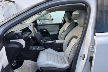 Photo 9 Citroën C5 aircross  Hybride Rechargeable 195 e-EAT7