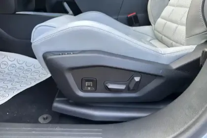 Photo 33 Citroën C5 aircross  Hybride Rechargeable 195 e-EAT7