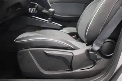 Photo 32 Renault Clio  TCe 90 ch GSR2