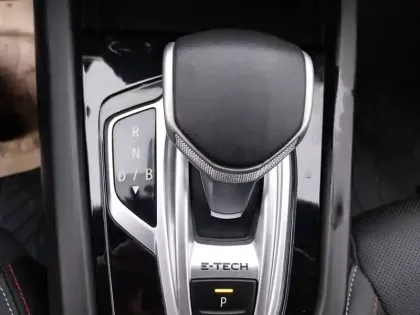 Photo 24 Renault Arkana  E-Tech 145 - 21B