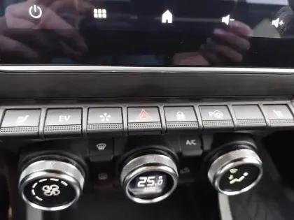 Photo 29 Renault Arkana  E-Tech 145 - 21B