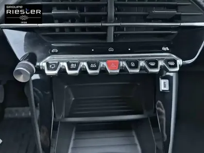 Photo 77 Peugeot 2008  100 S&S BVM6