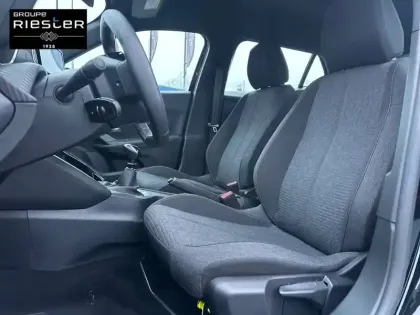 Photo 38 Peugeot 2008  100 S&S BVM6