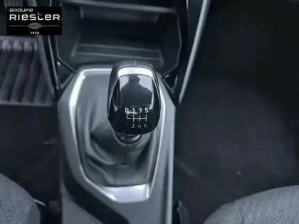 Photo 41 Peugeot 2008  100 S&S BVM6