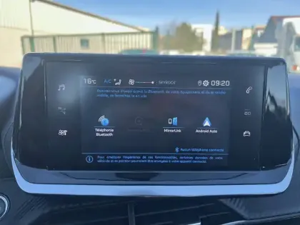 Photo 36 Peugeot 208  BlueHDi 100 S&S BVM6