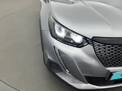 Photo 37 Peugeot 2008  BlueHDi 130 S&S EAT8