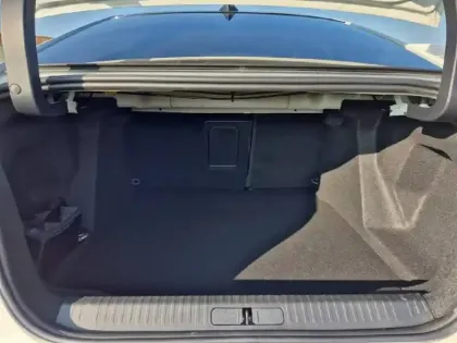 Photo 5 Citroën C4 e- X 156 ch autonomie etendue  Automatique