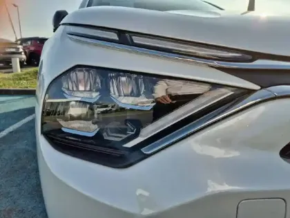 Photo 15 Citroën C4 e- X 156 ch autonomie etendue  Automatique