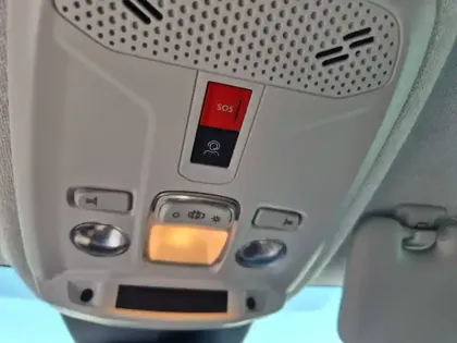 Photo 18 Citroën C4 e- X 156 ch autonomie etendue  Automatique