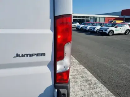 Photo 13 Citroën Jumper  FOURGON TOLE 33 L2H2 140 S&S BVM6