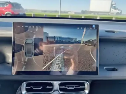 Photo 19 Leapmotor B10  BEV 67.1 kWh - 160 kW