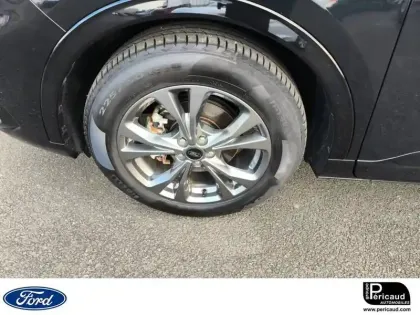 Photo 45 Ford Kuga  2.5 Duratec 190 ch FlexiFuel FHEV E85 Powershift