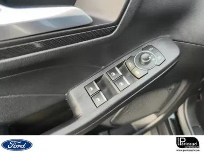 Photo 37 Ford Kuga  2.5 Duratec 190 ch FlexiFuel FHEV E85 Powershift