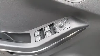 Photo 21 Ford Puma  1.0 Flexifuel 125 ch mHEV S&S BVM6