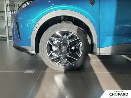 Photo 28 Peugeot 3008  Hybrid 145 e-DCS6