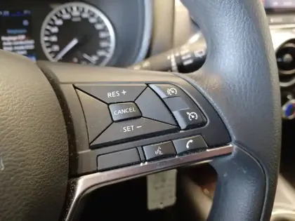 Photo 73 Nissan Juke  DIG-T 114