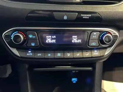 Photo 21 Hyundai I30  SW 1.0 T-GDi 120 iBVM6 Hybrid 48V