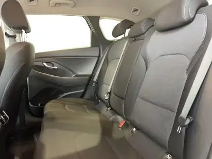 Photo 7 Hyundai I30  SW 1.0 T-GDi 120 iBVM6 Hybrid 48V