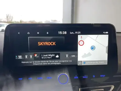 Photo 15 Hyundai I30  SW 1.0 T-GDi 120 iBVM6 Hybrid 48V