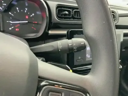 Photo 17 Citroën C3  PureTech 83 S&S BVM5 YOU!