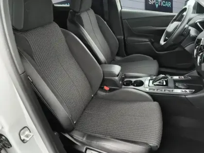 Photo 8 DS DS 3  BlueHDi 130 EAT8 Etoile