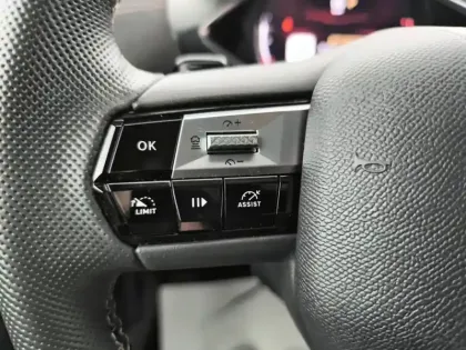 Photo 18 DS DS 3  BlueHDi 130 EAT8 Etoile