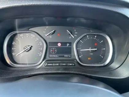 Photo 20 Citroën Jumpy  FGN M DIESEL 180 CH AUTOMAT.