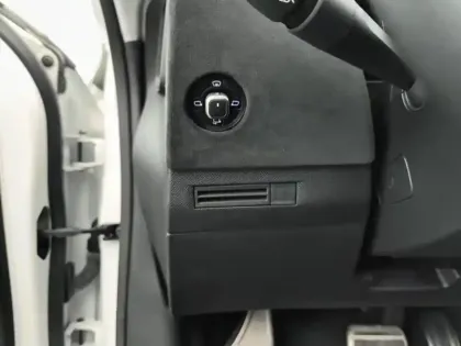 Photo 16 DS DS 4  BlueHDi 130 EAT8 Performance Line+