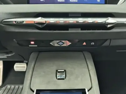 Photo 12 DS DS 4  BlueHDi 130 EAT8 Performance Line+