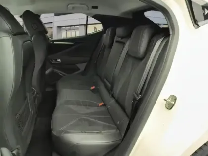 Photo 22 DS DS 4  BlueHDi 130 EAT8 Performance Line+