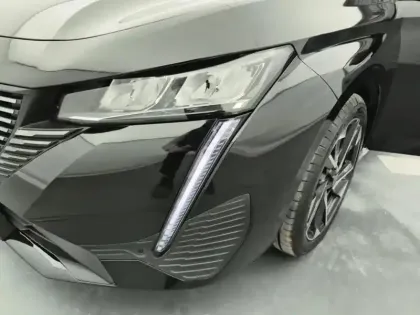 Photo 13 Peugeot 308  PureTech 130ch S&S BVM6 Allure Pack