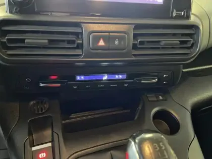 Photo 21 Citroën Berlingo XTR 7 PLACES