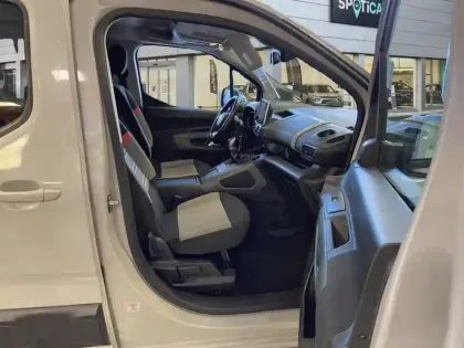 Photo 8 Citroën Berlingo XTR 7 PLACES