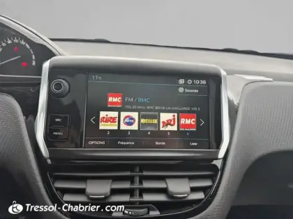 Photo 10 Peugeot 2008  1.2 PureTech 110ch S&S EAT6 Crossway