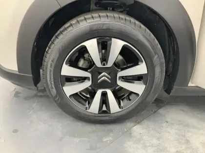 Photo 14 Citroën C3  PureTech 83 S&S BVM5 C-Series