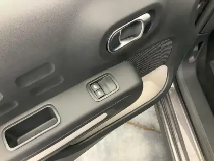 Photo 19 Citroën C3  BlueHDi 100 BVM6 Max