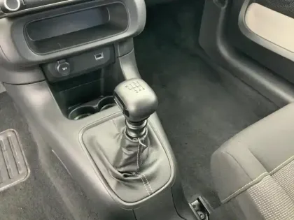 Photo 23 Citroën C3  BlueHDi 100 BVM6 Max