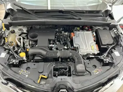 Photo 6 Renault Captur  E-Tech 145 - 21 R.S. Line