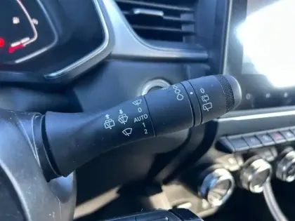 Photo 17 Renault Captur  E-Tech 145 - 21 R.S. Line