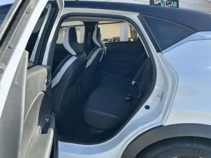 Photo 22 Renault Captur  E-Tech 145 - 21 R.S. Line