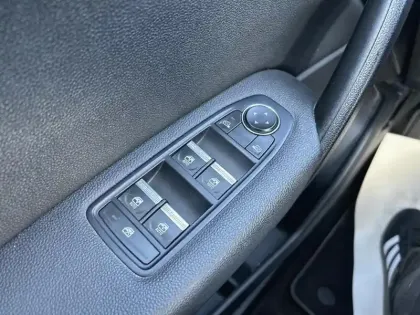 Photo 19 Renault Captur  E-Tech 145 - 21 R.S. Line