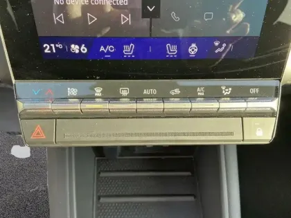 Photo 12 Renault Symbioz  E-Tech full hybrid 160 ch Iconic