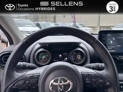 Photo 12 Toyota Yaris  116h Design 5p MY22