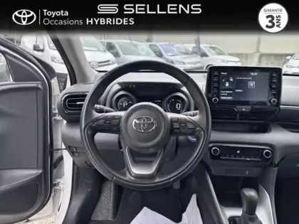 Photo 8 Toyota Yaris  116h Design 5p MY22
