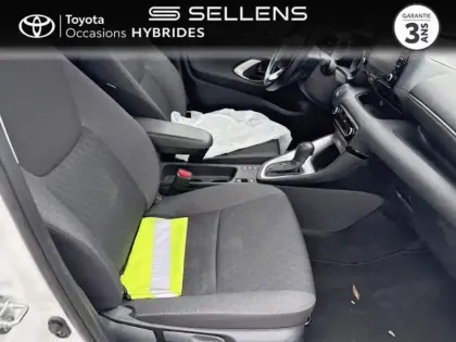 Photo 5 Toyota Yaris  116h Design 5p MY22