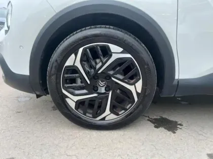 Photo 10 Citroën C4  PureTech 130ch S&S Shine