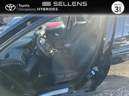 Photo 10 Toyota Yaris  116h Design 5p MY22