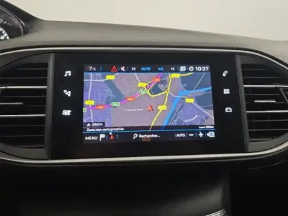 Photo 11 Peugeot 308  SW 1.2 PureTech 130ch E6.3 S&S Allure EAT8